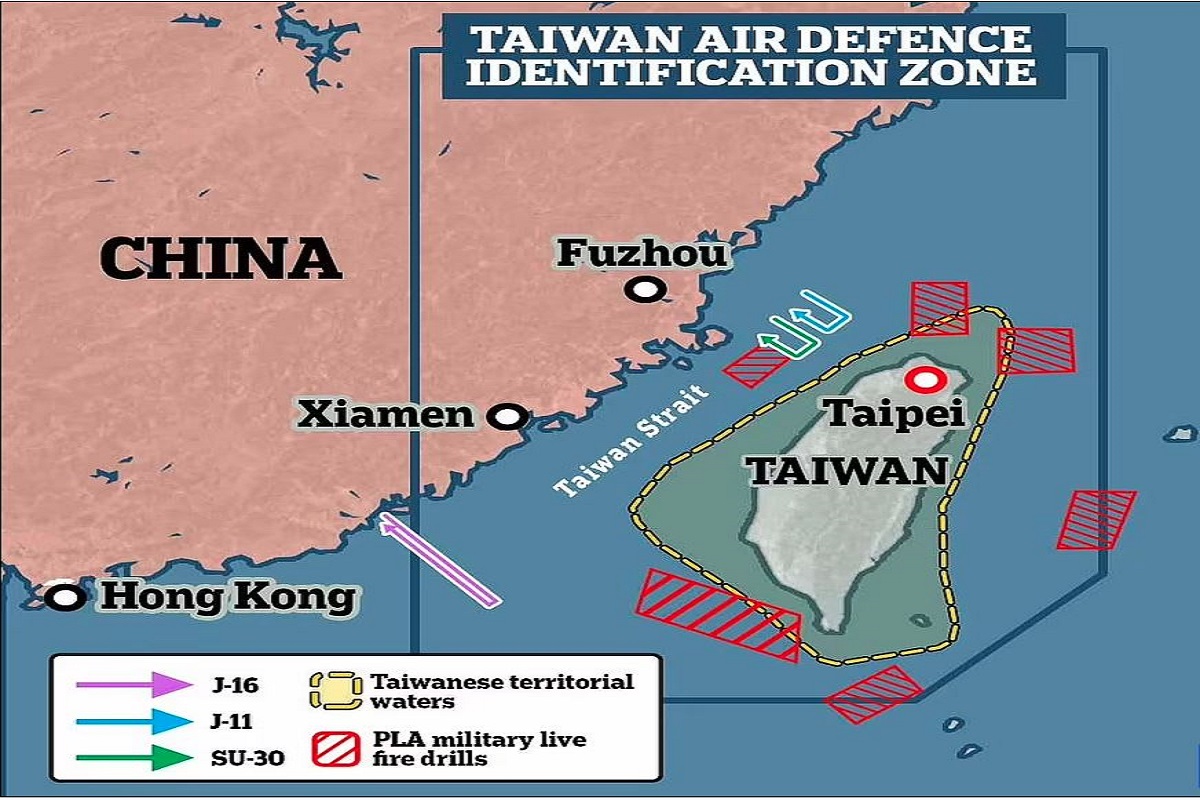 PLA War Drill: चीनी सेना ने पेलोसी के निकलते ही शुरू की लाइव फायरिंग, युद्धपोतों ने ताइवान को छह तरफ से घेरा
