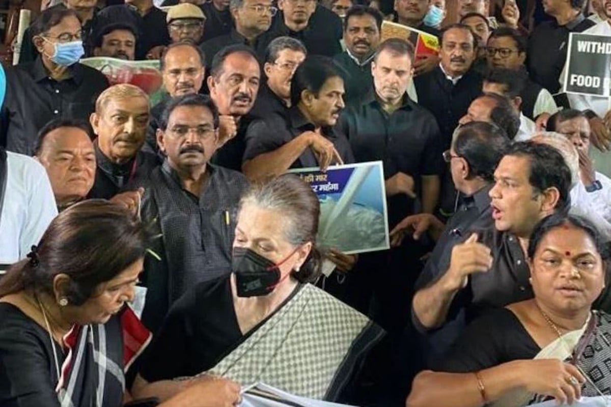 Congress Protest Parliament Wearing Black Clothes Against Inflation Unemployment Rahul Gandhi In Police Custody