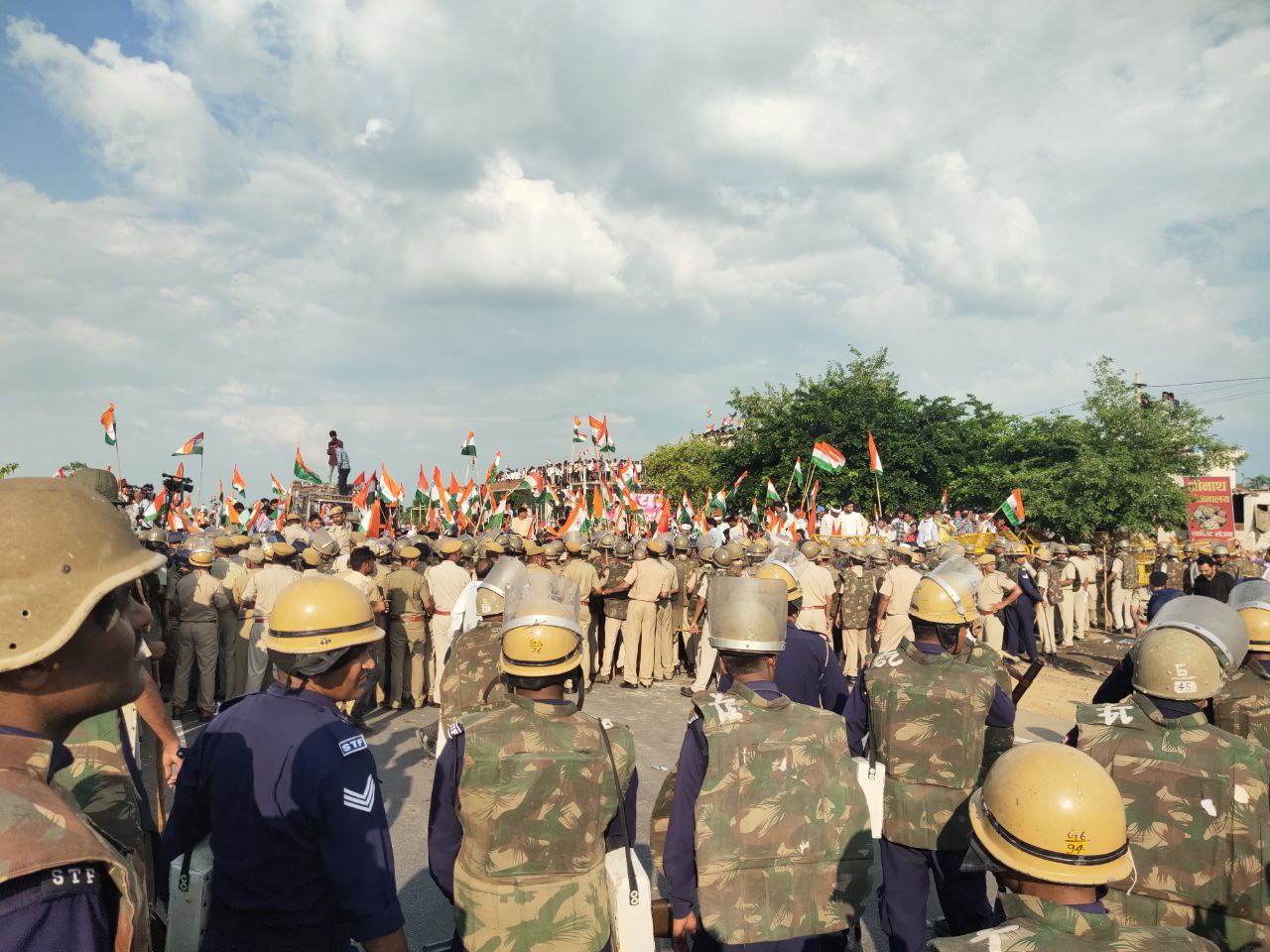 जानिए क्यों जुटी  किरोड़ी के काफिले को रोकने के लिए राजस्थान पुलिस
