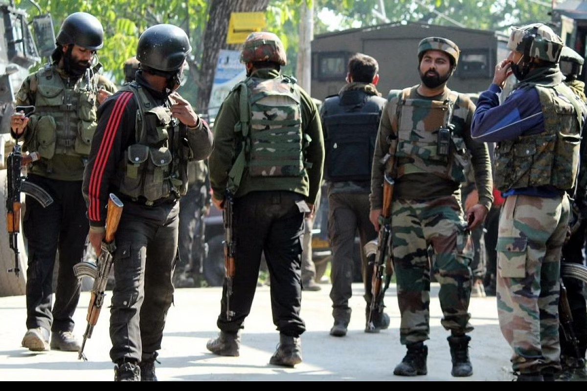 encounter-continues-in-jammu-and-kashmir-budgam-security-forces-surround-three-terrorists.jpg