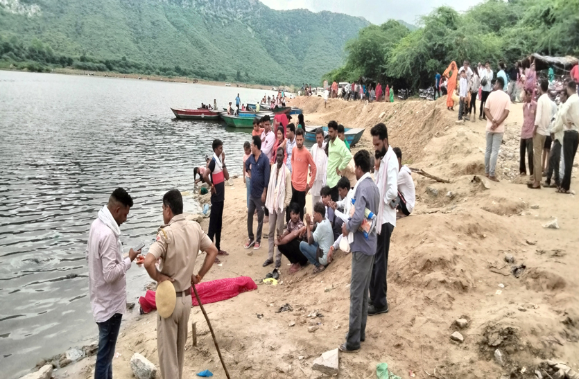 जयपुर से साथियों के साथ पिकनिक मनाने आए युवक की पवित्र दह में डूबने से मौत