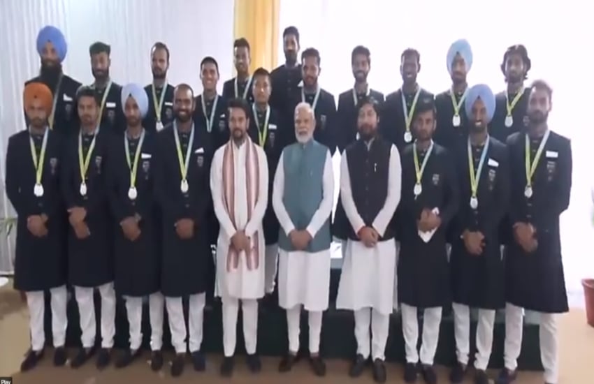 PM Modi meets CWG Athletes