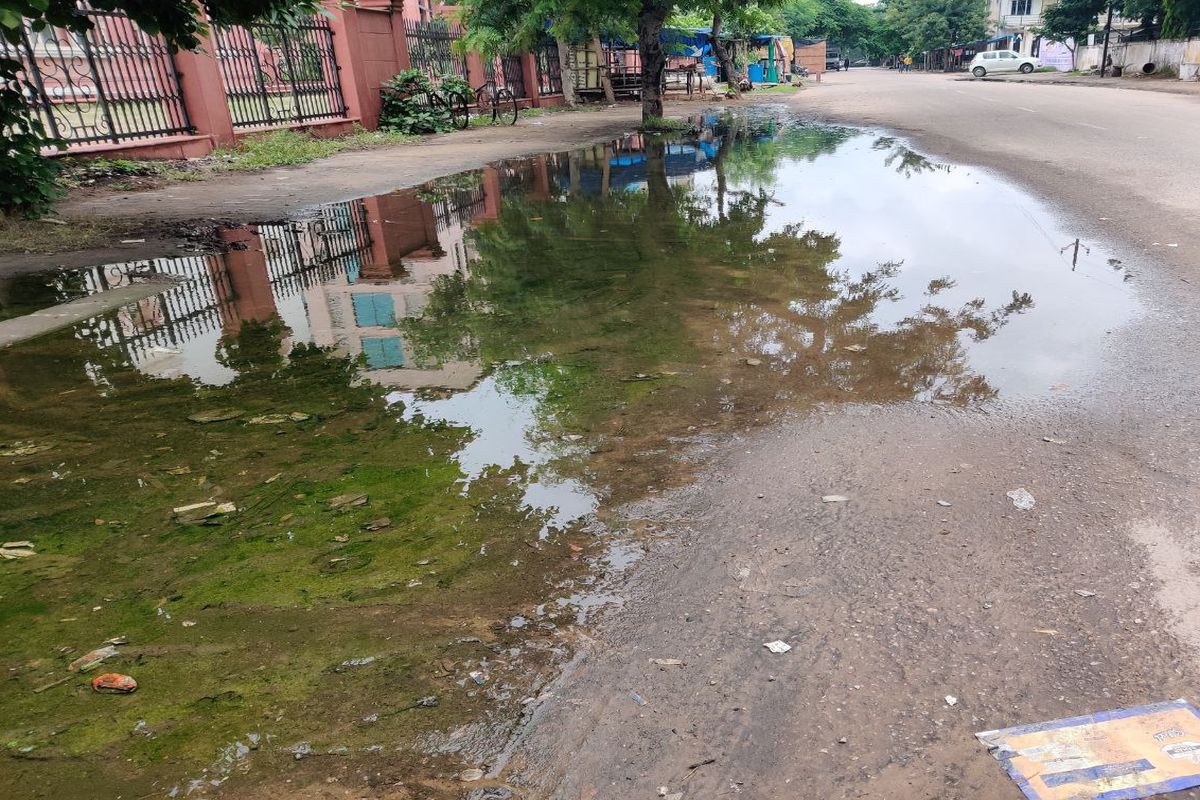 ड्रेनेज सिस्टम फेल, राजधानी में जगह-जगह जलभराव, अब बढ़ गया ये खतरा