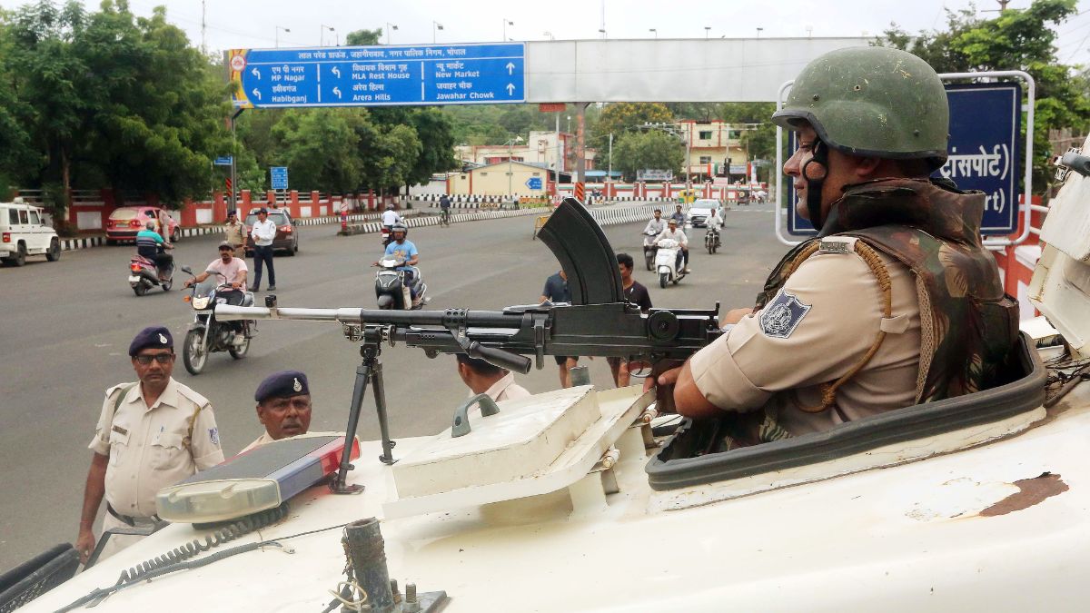 15 अगस्त पर धमाकों की साजिश: CM Yogi को बम से उड़ाने की धमकी, वर्चुअल ID एक्सपर्ट जैश का आतंकी गिरफ्तार