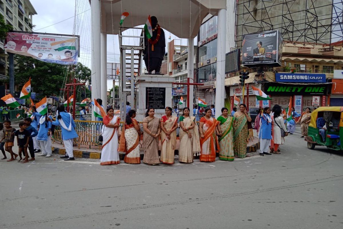वाराणसी में स्वतंत्रता दिवस की धूम, शहर के प्रमुख चौराहों पर गूंजा जन गण मन