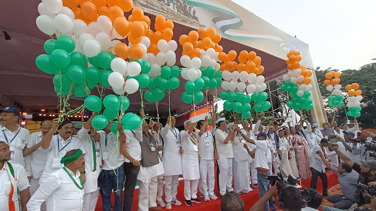 कर्नाटक  कांग्रेस ने निकाला स्वतंत्रता मार्च