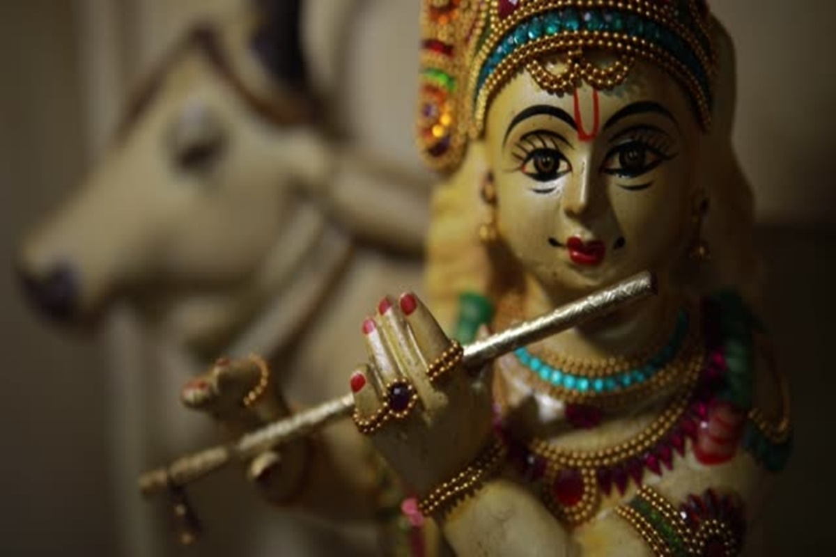 Krishna Janmashtami Mantra: कृष्ण जन्माष्टमी पूजा में इन मंत्रों का होता है विशेष महत्व