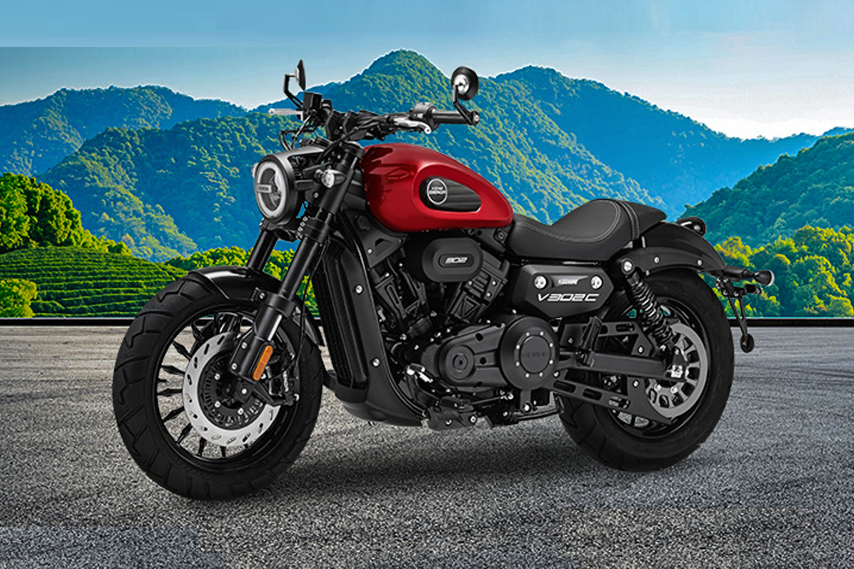 keeway-v302c-v-twin-bobber-launched-in-india-price-rs-3-89-lakh