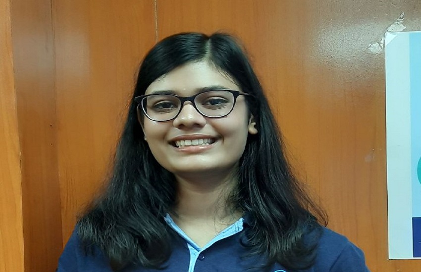 Jee Advanced 2022: Ahmedabadi Girl Tanishka All India Female Topper ...