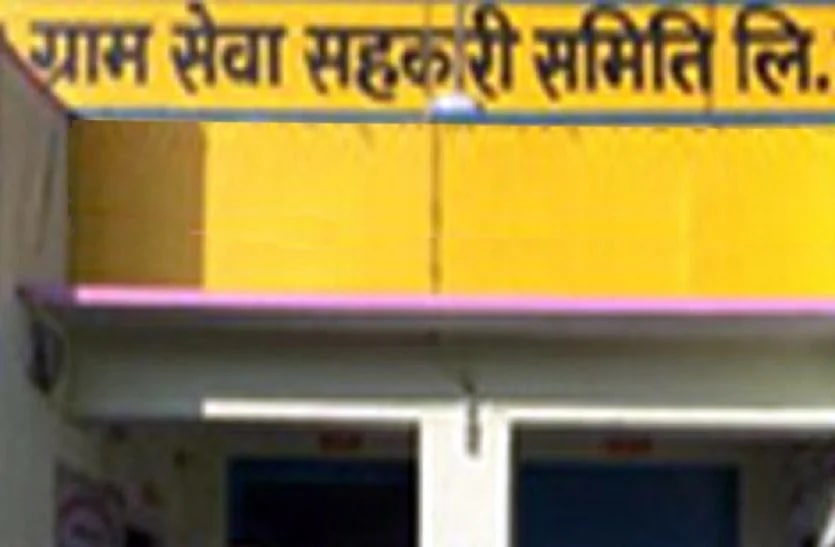 व्यवस्थापकों और सहायक व्यवस्थापकों की स्क्रीनिंग पर लटकी आयु सीमा की तलवार