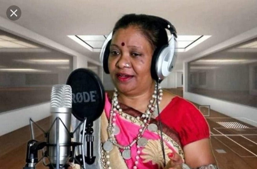 लोक गायिका लता ने  निधन के एक दिन पहले नवरात्रि के गाने किए थे रिकॉर्ड