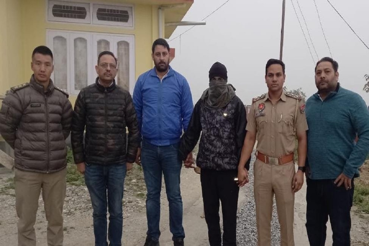 Chandigarh University MMS leak: पंजाब पुलिस को मिली नई कामयाबी, अरुणाचल प्रदेश से सैन्यकर्मी गिरफ्तार