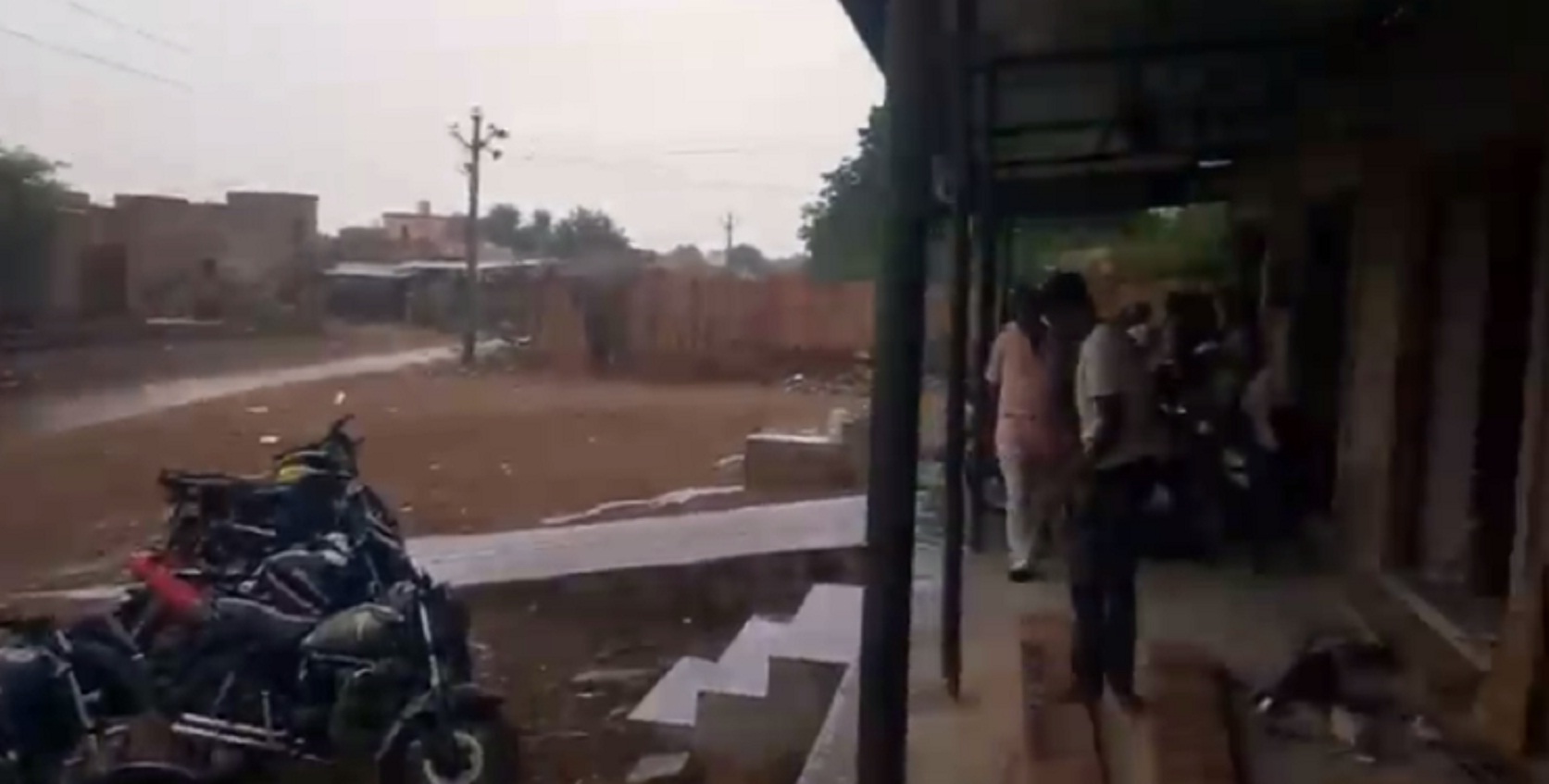 Watch Video: नोख गांव में  बारिश, गर्मी से मिली राहत