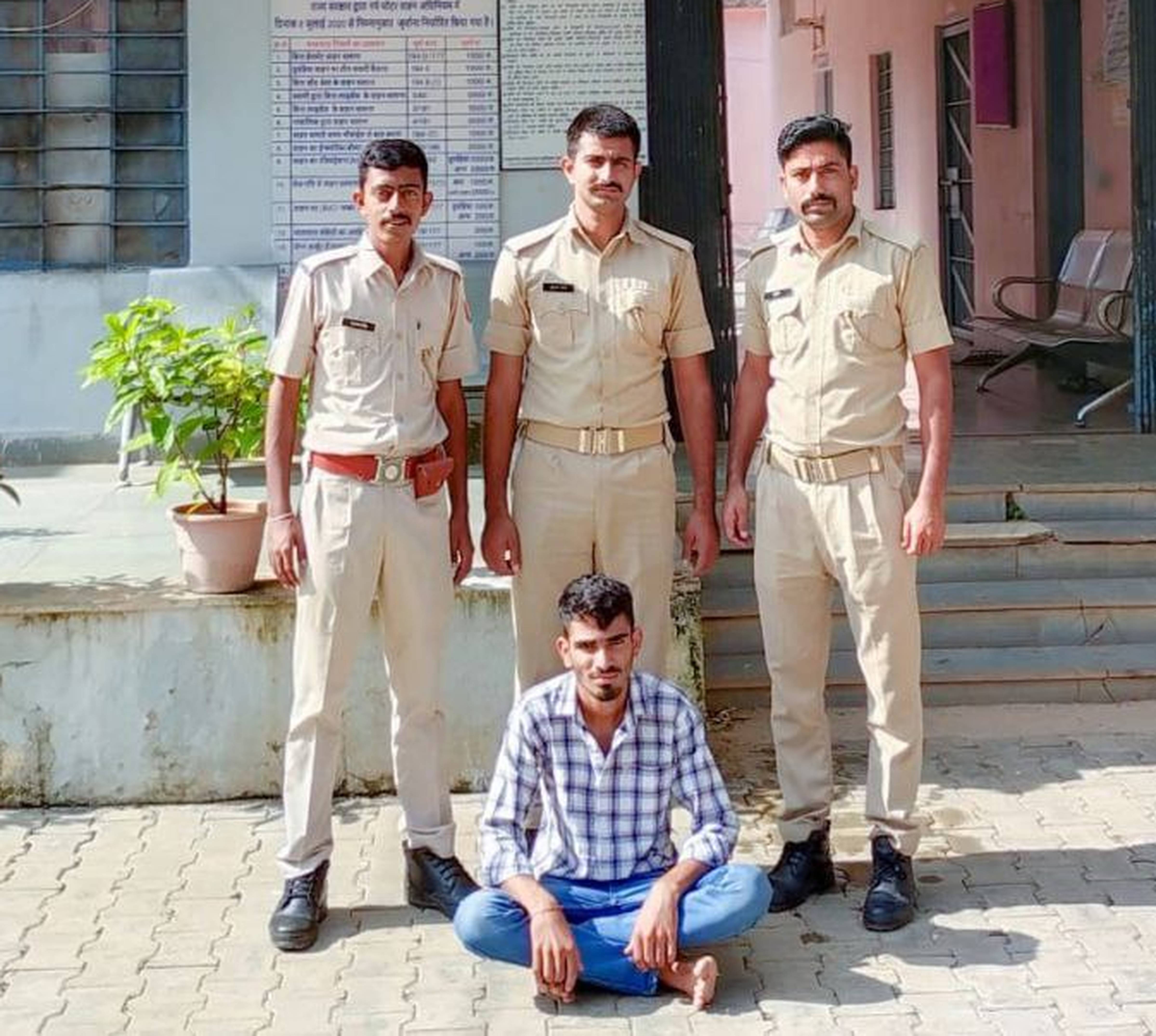 28 किलो डोडा चूरा के साथ जोधपुर का युवक गिरफ्तार