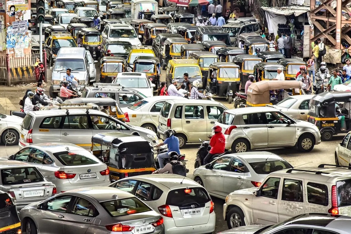 Maharashtra News: 7 लाख से ज्यादा वाहनों में नहीं लगे हैं हाई सिक्योरिटी नंबर प्लेट, इस लिस्ट में सरकारी गाड़ियां भी शामिल