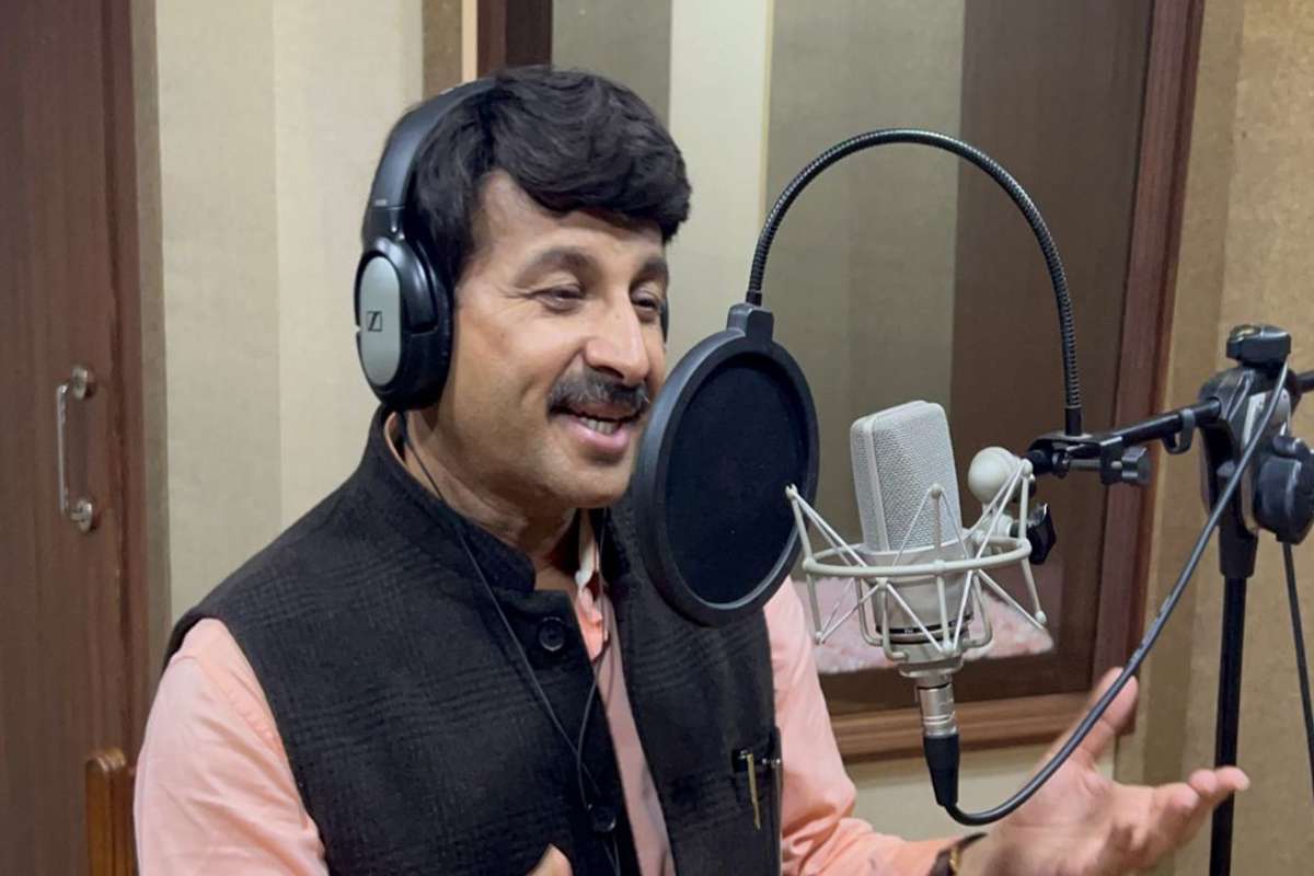 manoj-tiwari-records-election-song04_1.jpg