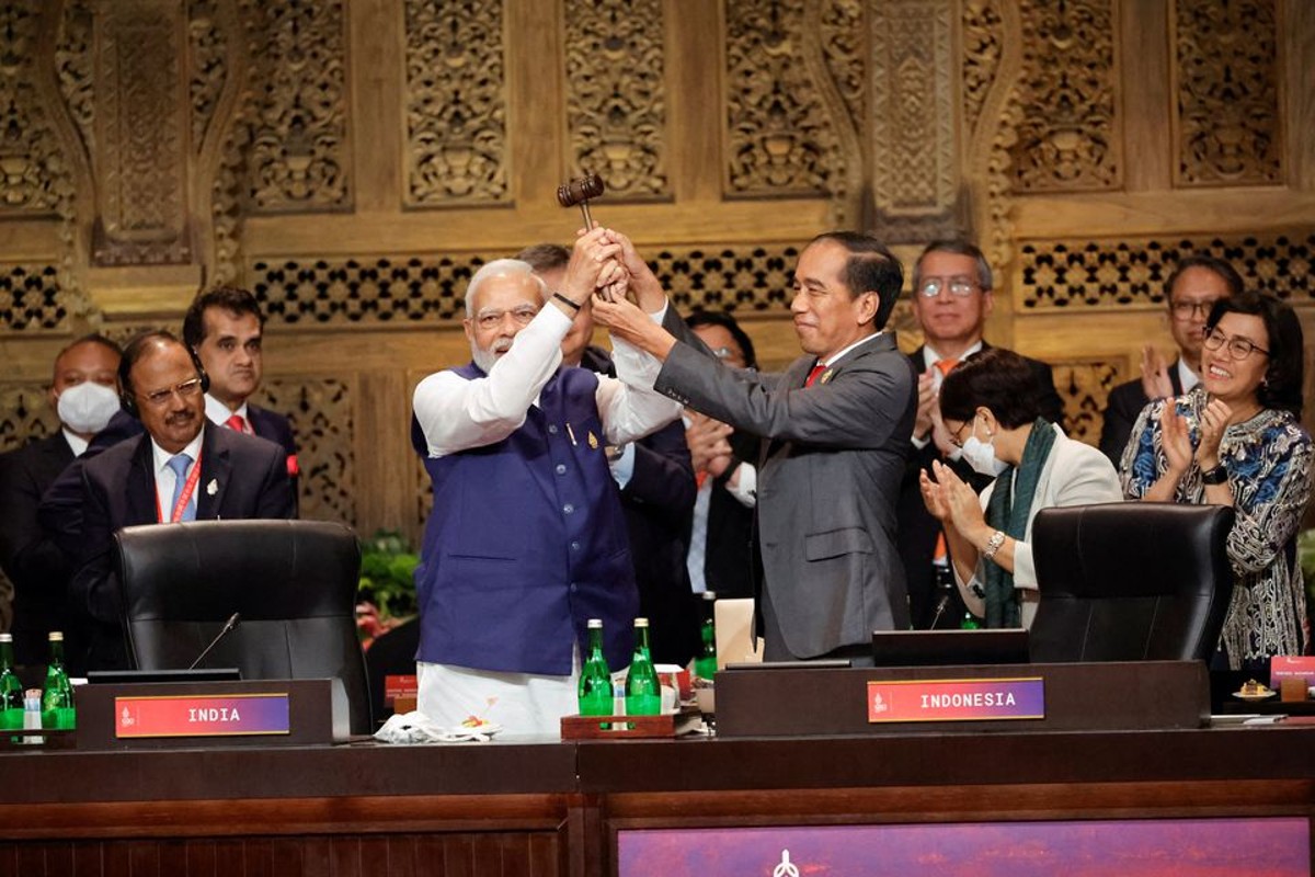 Indonesian President Joko Widodo Handed Over Chairmanship Of G20 To