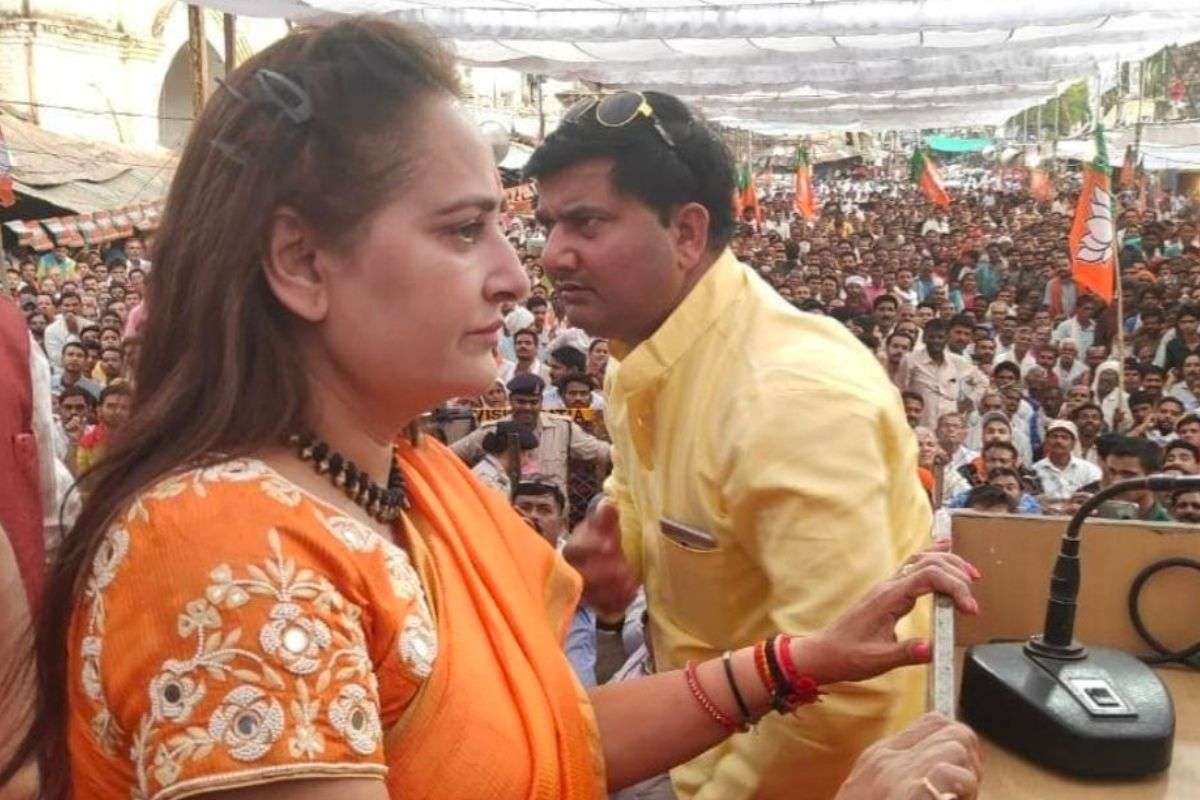 jaya.jpg