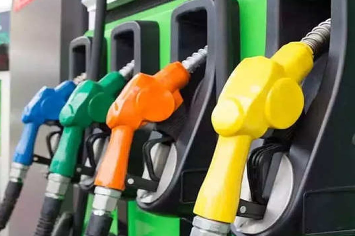 petrol diesel price today know the price of oil in your city | होली से पहले पेट्रोल-डीजल की कीमतों में उतार-चढ़ाव, जानिए अपने शहर में आज का रेट