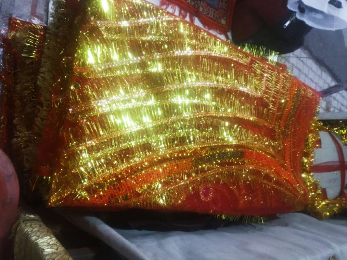 Video: चैत्र नवरात्र पर महंगी हुई देवी पूजा, रोली और हवन सामग्री पर इतना बढ़ा दाम