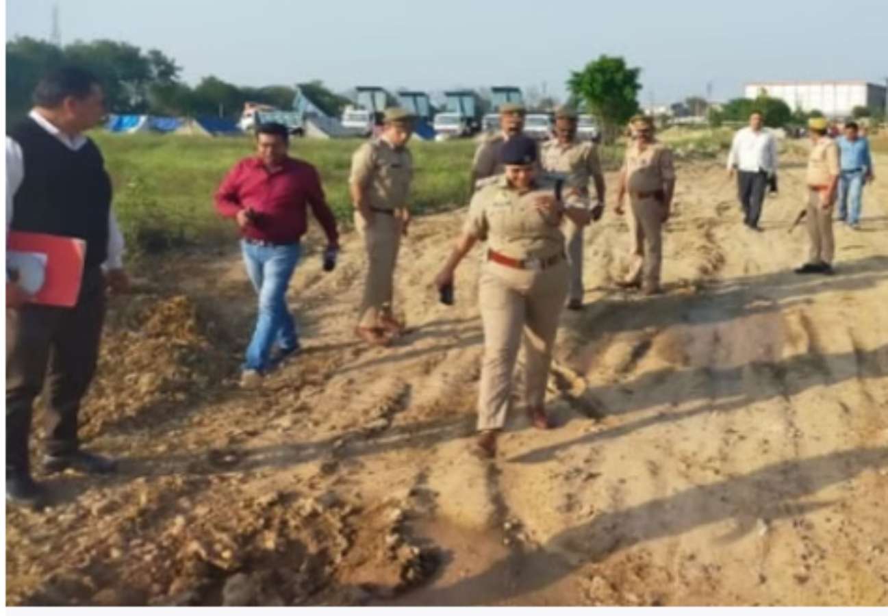 Meerut News: याकूब कुरैशी का 13 करोड का मकान कुर्क, अब मर्सिडीज और रेंजर रोवर की बारी