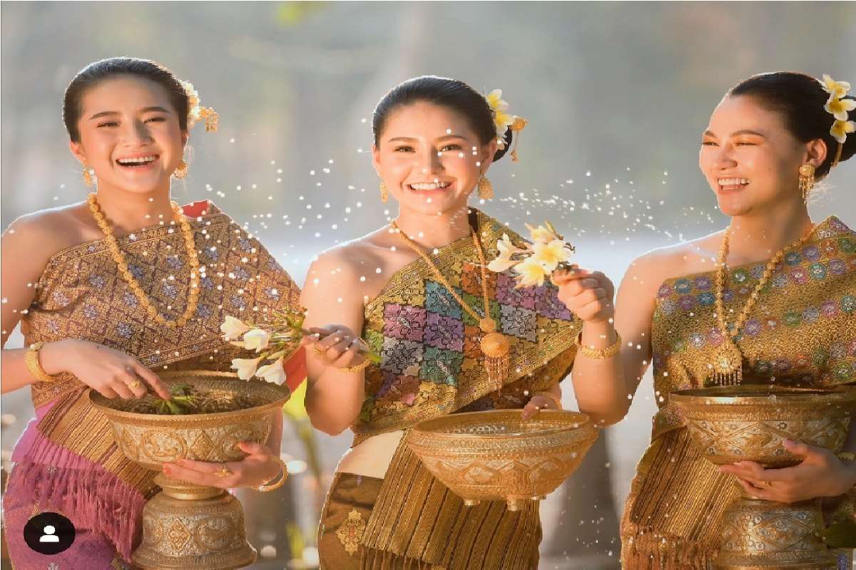 songkran345.jpg