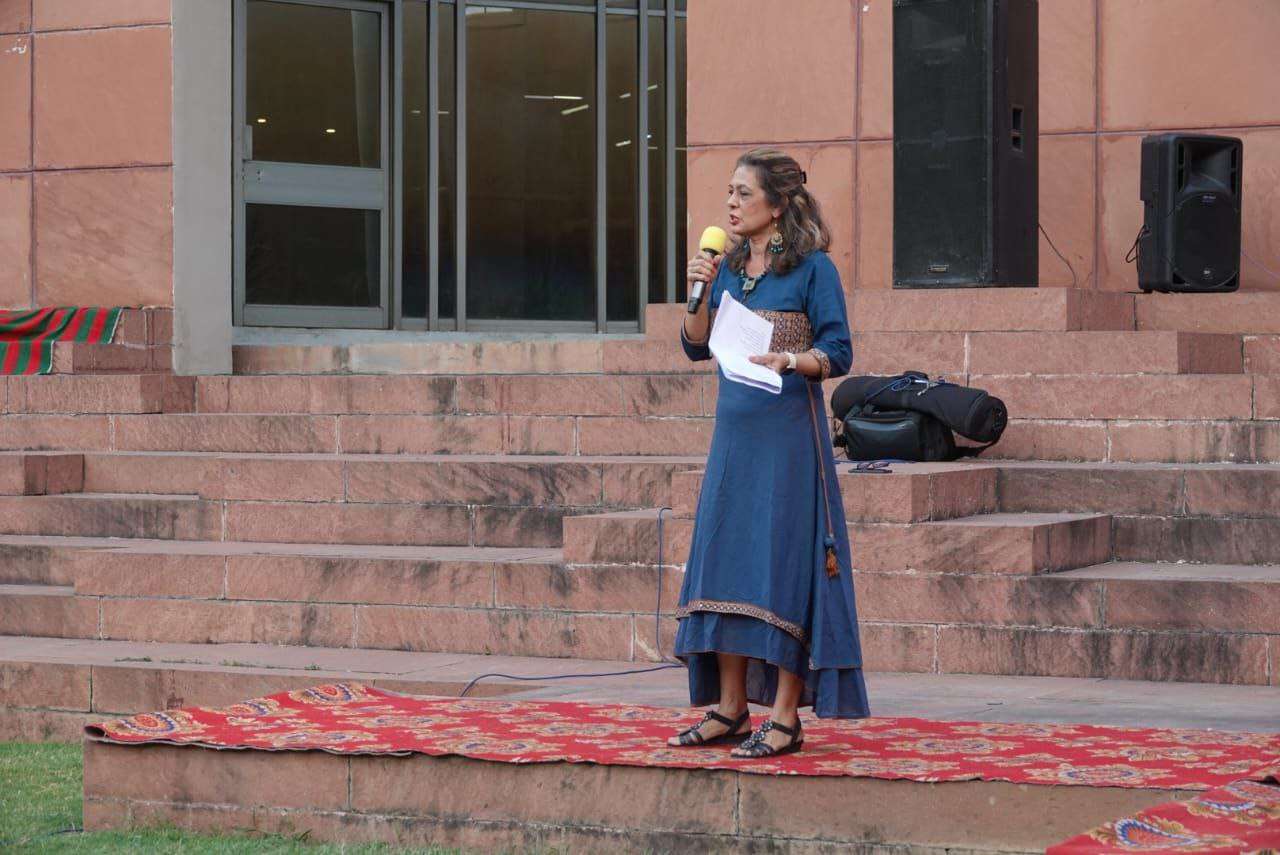 देखें फोटो/वीडियो: फौजिया दास्तानगो की दास्तान-ए-भंवरी