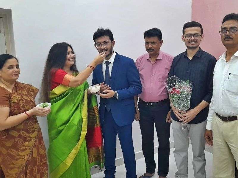 am_mishra_12__.jpg