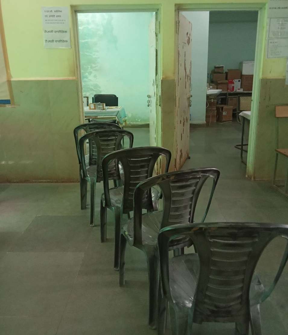 ओपीडी का समय सुबह 9 बजे का, डॉक्टर पहुंचे 10.30 बजे, मरीज होते हैं परेशान