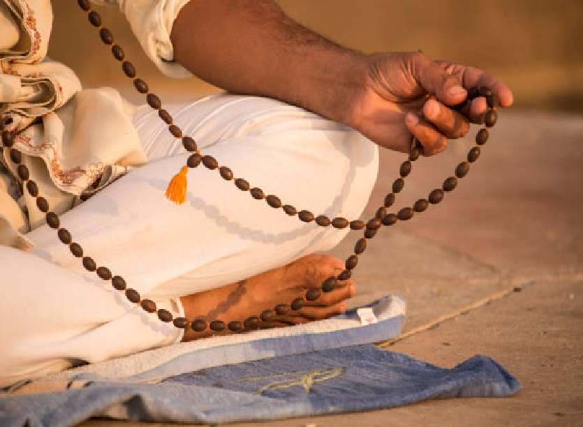 mantra_puja.jpg