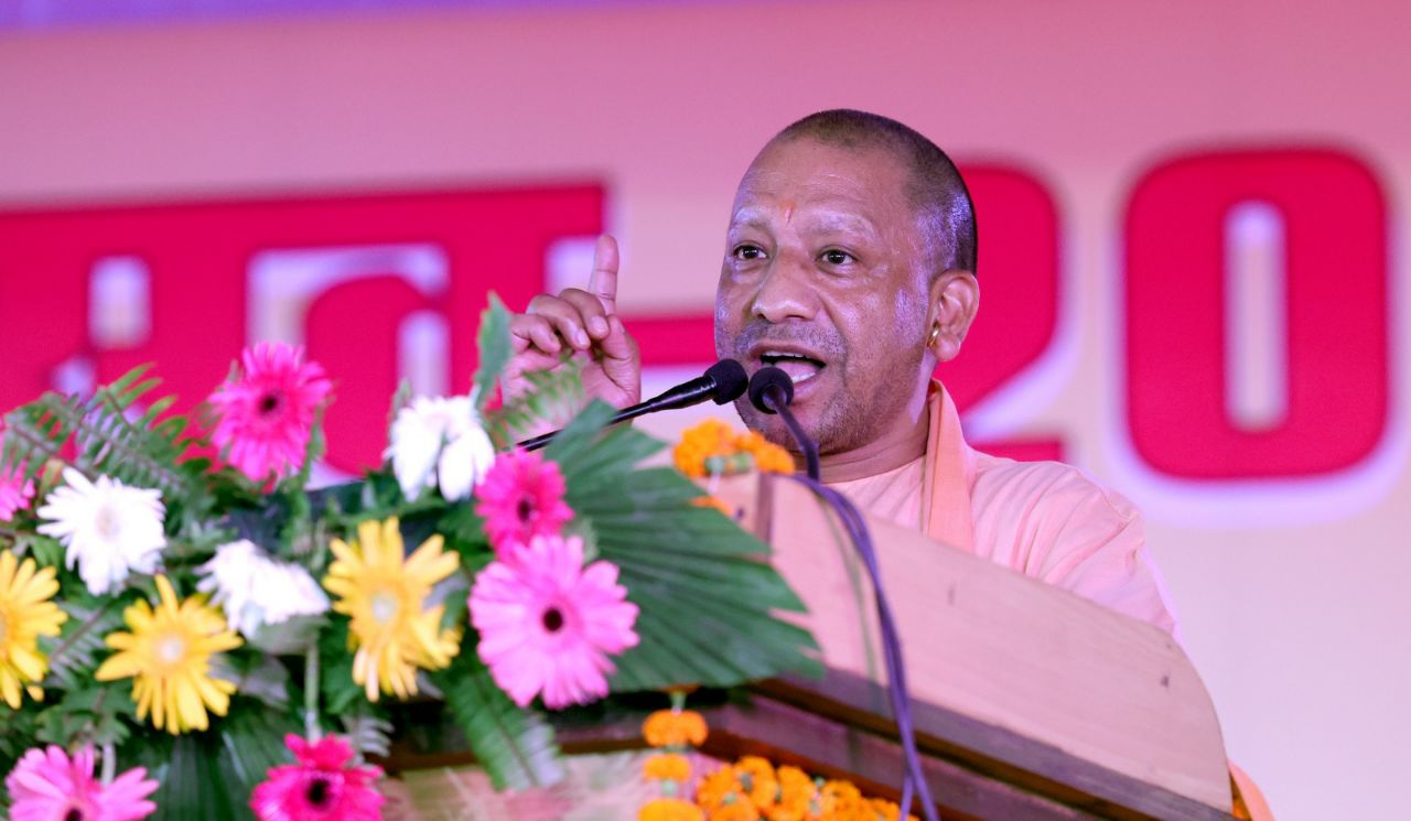 CM Yogi inaugurates plastic pipe factory with an investment of Rs 110 million.  Chief minister inaugurates plastic pipe factory worth crores, 5 thousand youth will get employment

 | Pro IQRA News