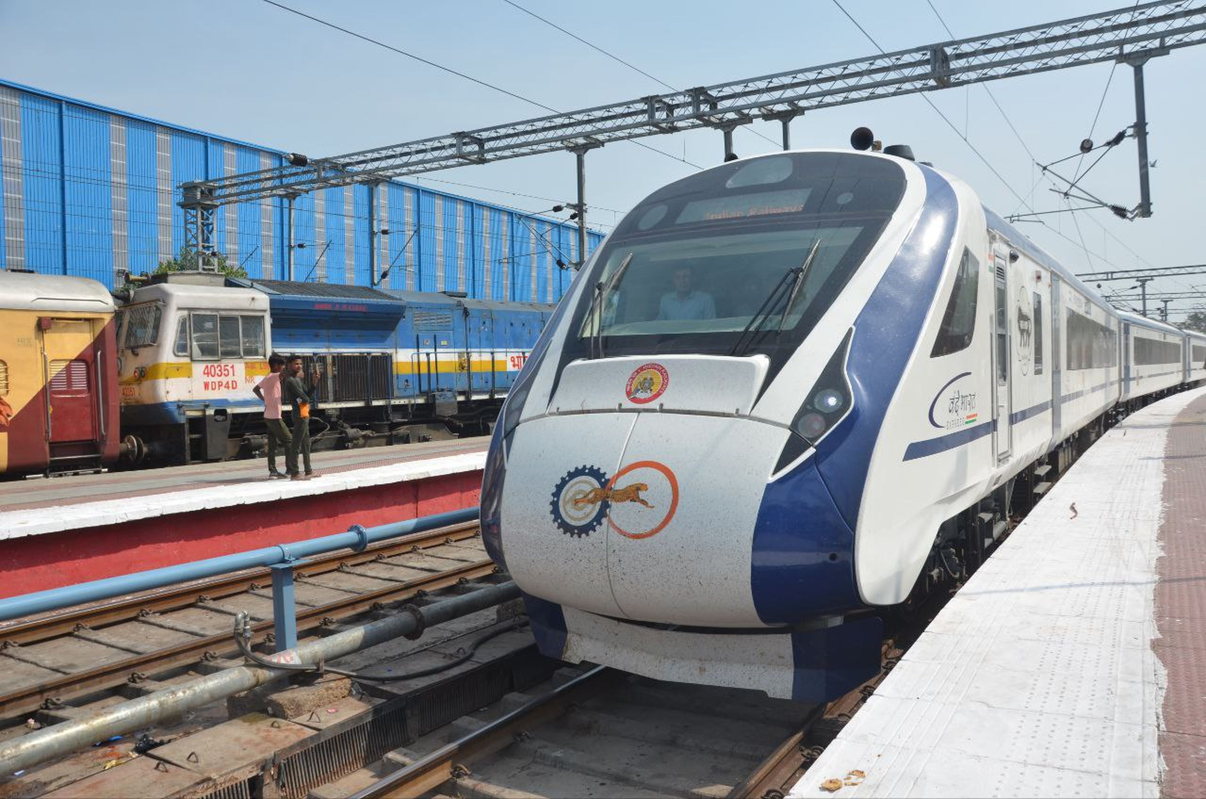 VANDE BHARAT आकार ले रहा वन्दे भारत ट्रेनों का कोच मेंटेनेन्स डिपो, 141 करोड़ लागत आएगी