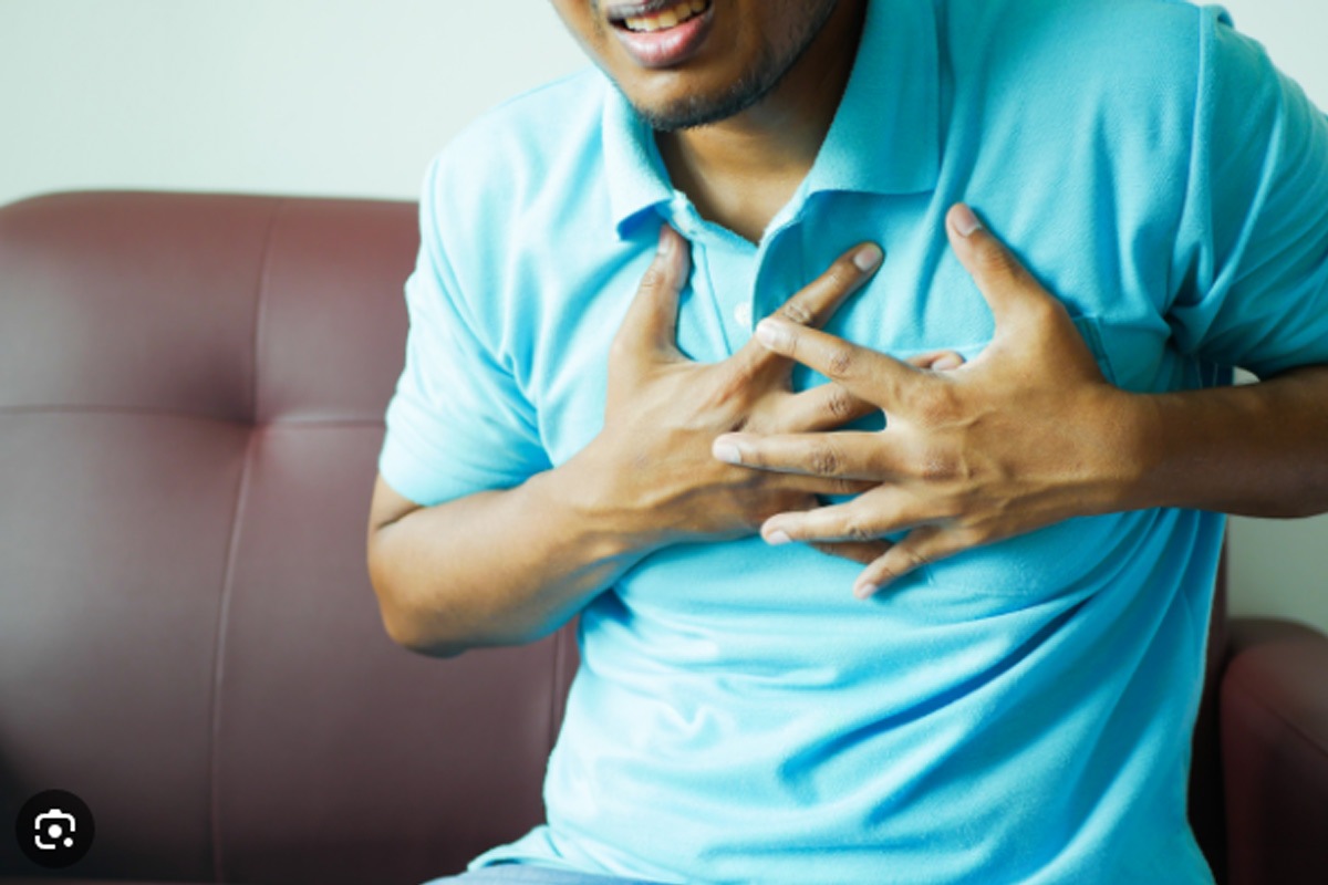 Chest Pain Home Remedies Treatment Of Chest Pain At Home These 10 Measures Will Provide Relief