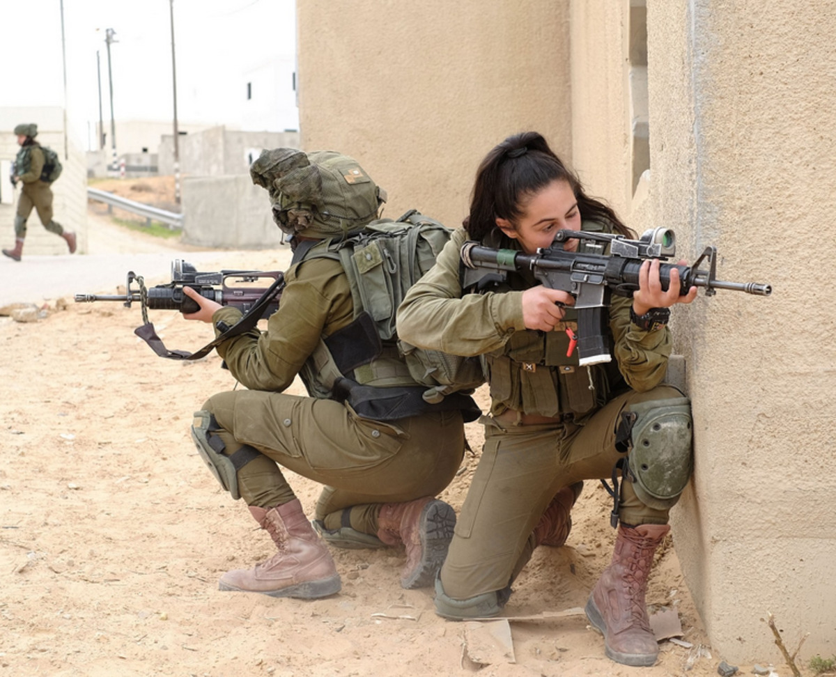 Israeli Women Soldiers Get 2 Options In Uniform, Know Details ...