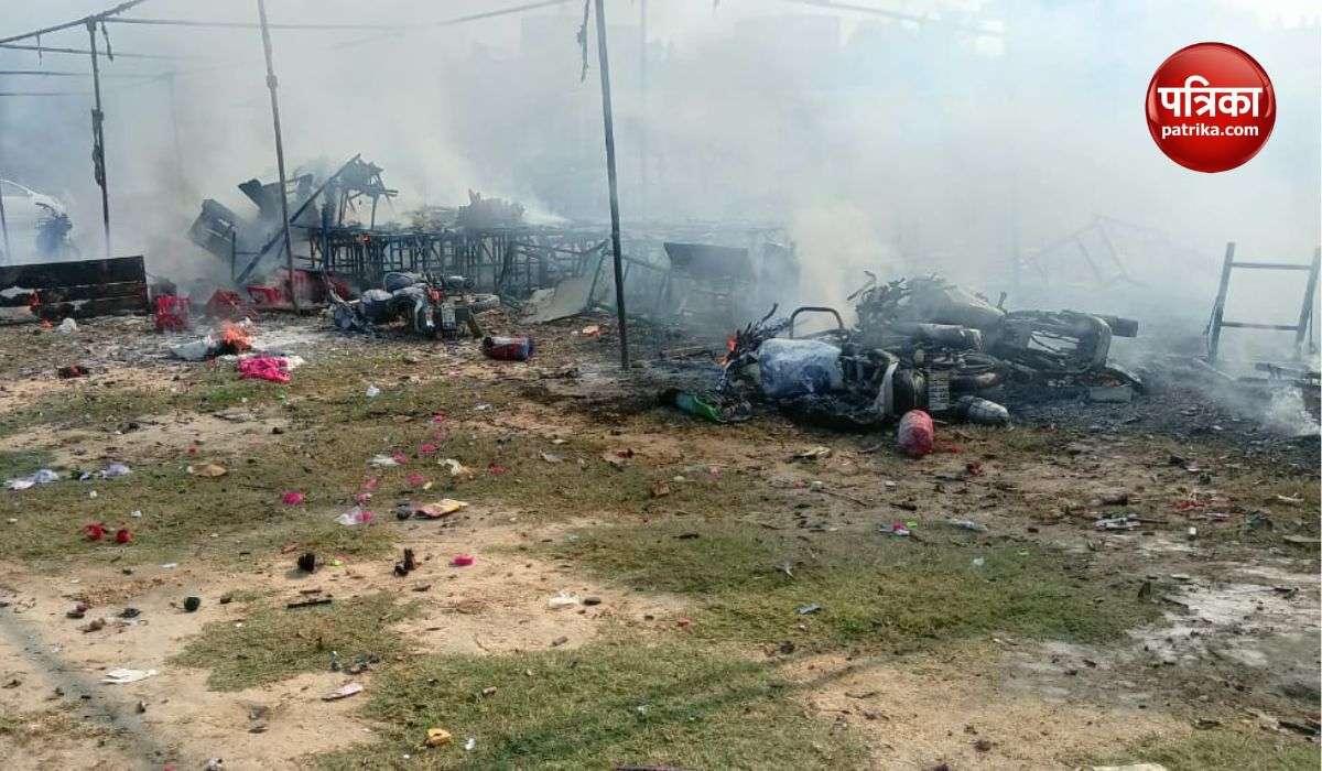 fire_in_mathura_firecracker_market1.jpg