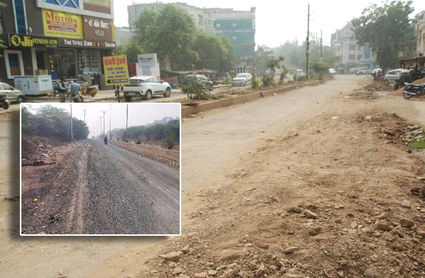 many_roads_in_gwalior_were_left_incomplete_by_the_corporation.jpg
