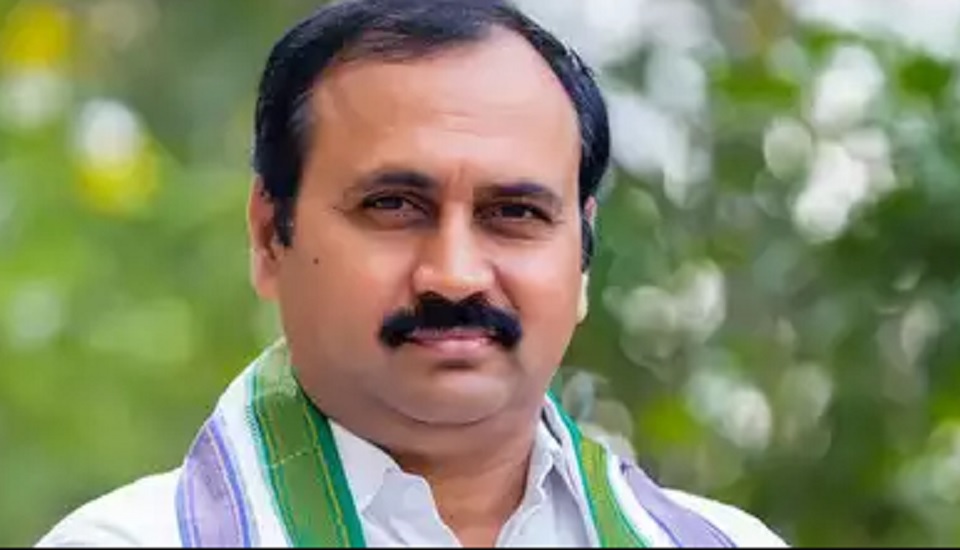आंध्र प्रदेश : विधायक अल्ला रामकृष्ण रेड्डी ने विधानसभा और पार्टी से इस्तीफा दिया