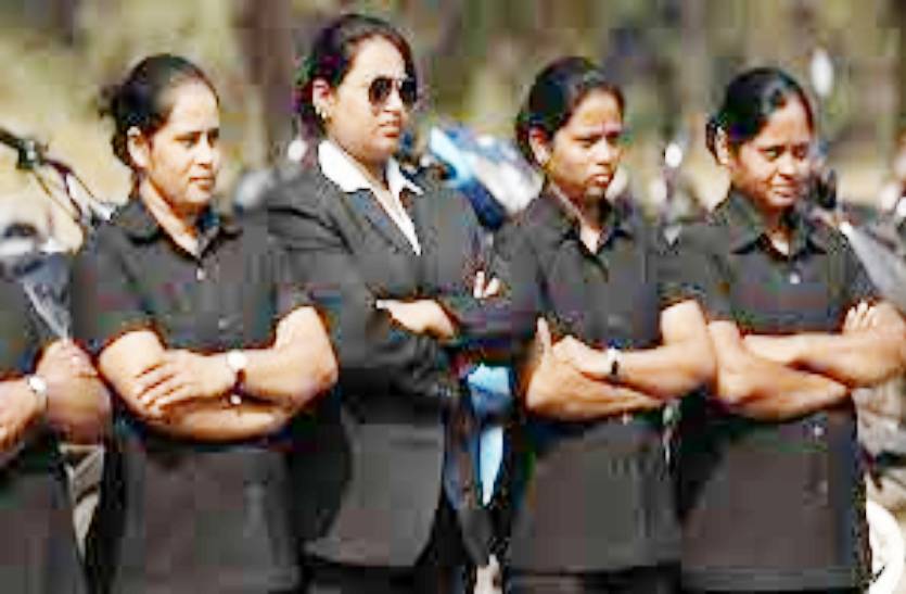 woman_bouncers_for_security_in_mp_on_new_year.jpg