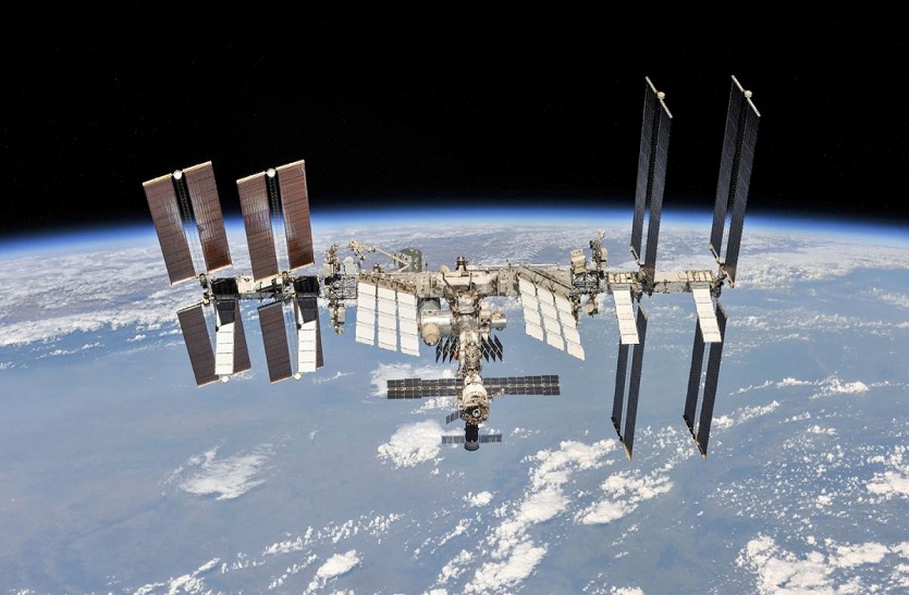 इंटरनेशनल स्पेस स्टेशन पर 16 बार नए साल का अनुभव