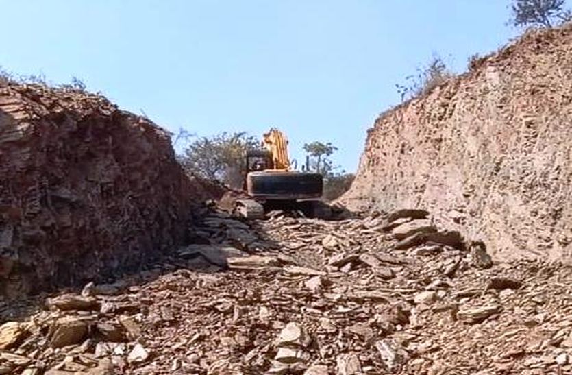 illegal mining: अवैध खनन के ​खिलाफ खान विभाग की ताबड़तोड़ कार्रवाई