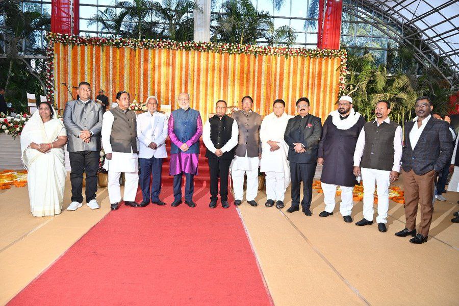 झारखंड: सीएम चम्पई सोरेन ने आठ नए मंत्री बनाए