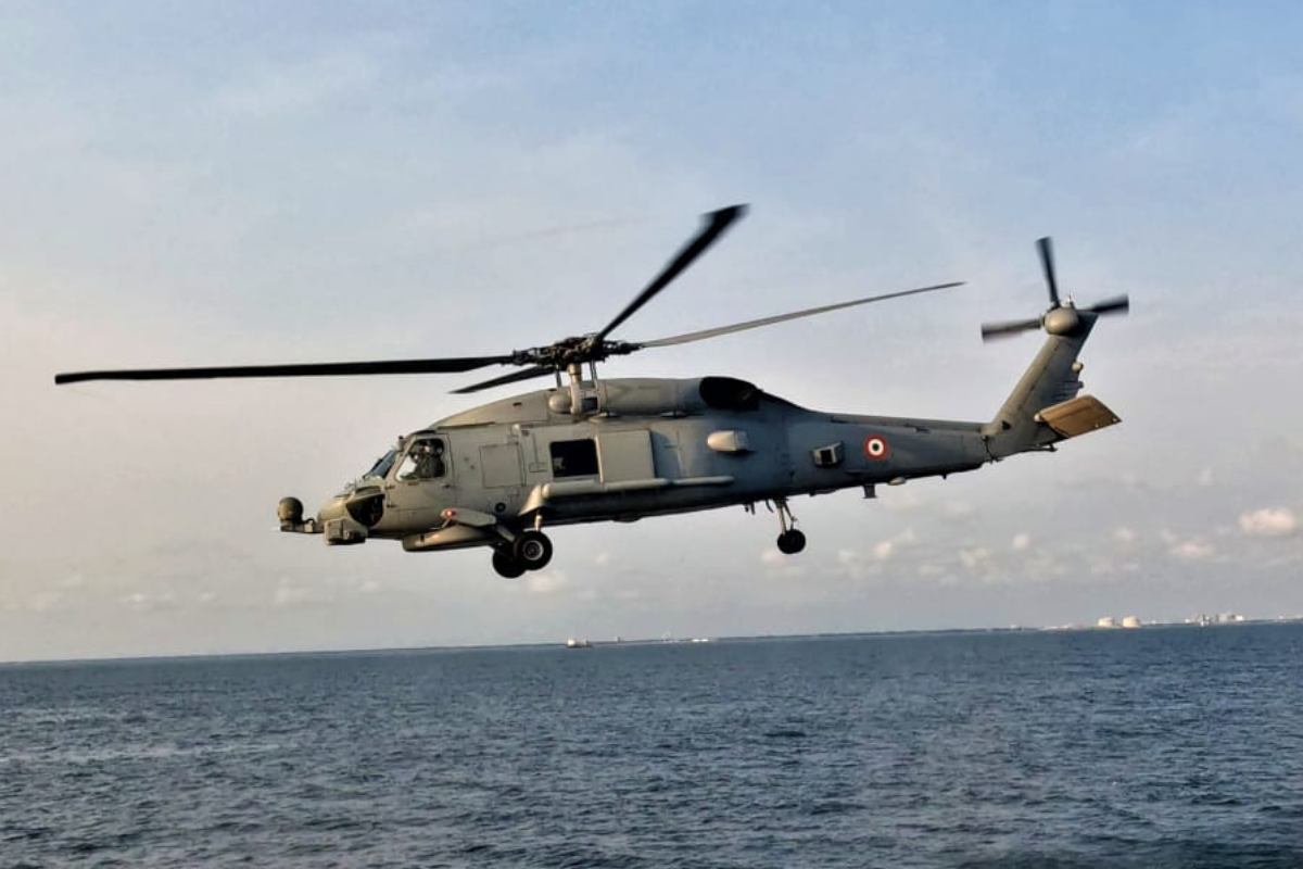 Romeo Helicopter : भारतीय नौसेना में 6 मार्च को शामिल होगा समंदर में पनडुब्बी मारने वाला एमएच 60 आर हेलिकॉप्टर, जानिए इसकी ताकत और खासियत