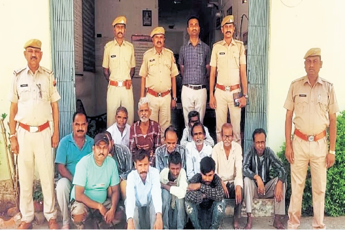 राजस्थान के इस जिले में चल रहा है सट्टे का खेल, पुलिस ने बनाई ऐसी प्लानिंग फंसे आठ सट्टेबाज