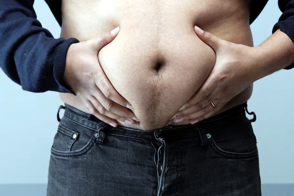 Belly fat : पेट की जिद्दी चर्बी को कम करना है? आज ही छोड़ दें ये चीज