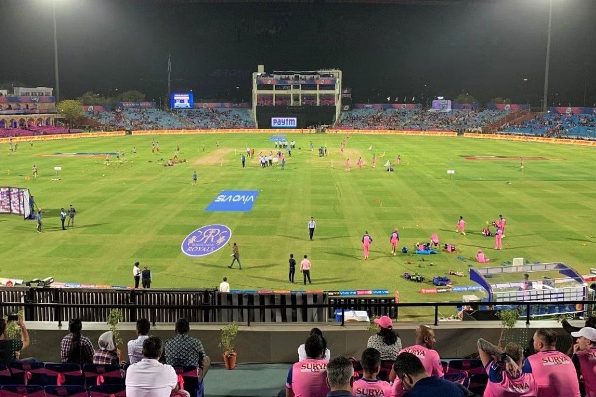RR vs  DC: जयपुर में आज गेंदबाज या बल्लेबाज किसे मिलेगी मदद, देखें SMS स्टेडियम की पिच रिपोर्ट