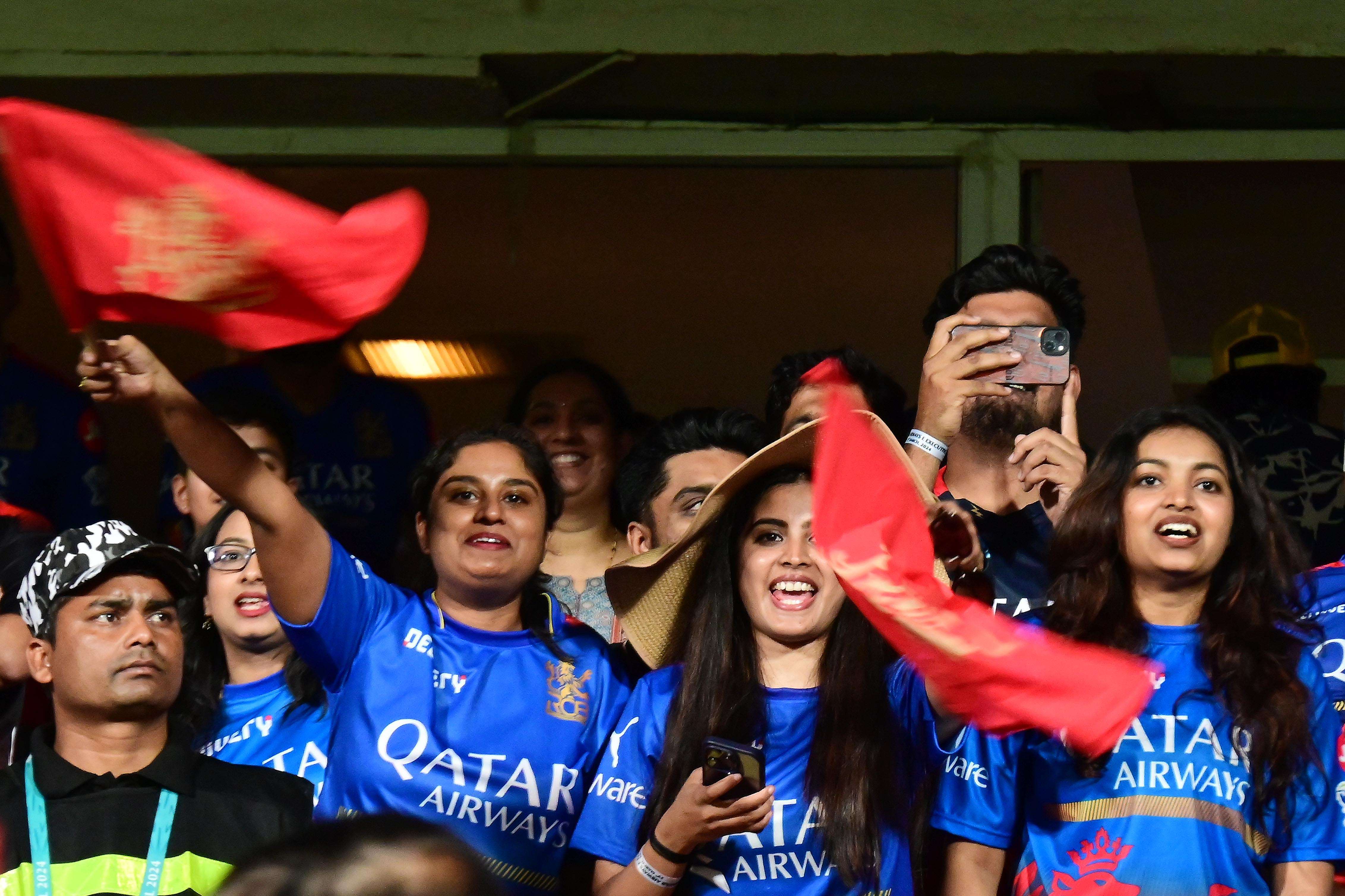 Photo: आईपीएल को लेकर क्रिकेट प्रेमियों ने दिखाया उत्साह
