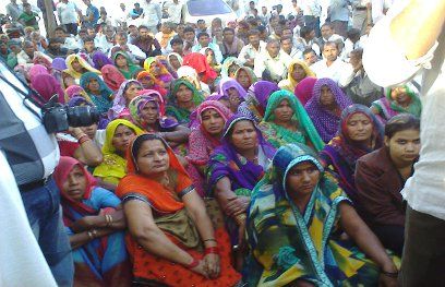बीजेपी नेता गोलीकांड: आरोपियों की गिरफ्तारी की मांग