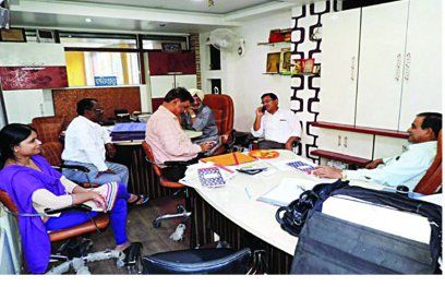 10 घंटे की कार्रवाई में 11 लाख रुपए सरेंडर