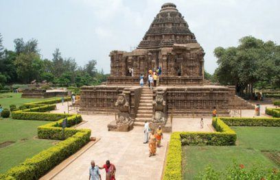 ओडिया आर्किटेक्चर से बना है कोनार्क का सन मंदिर