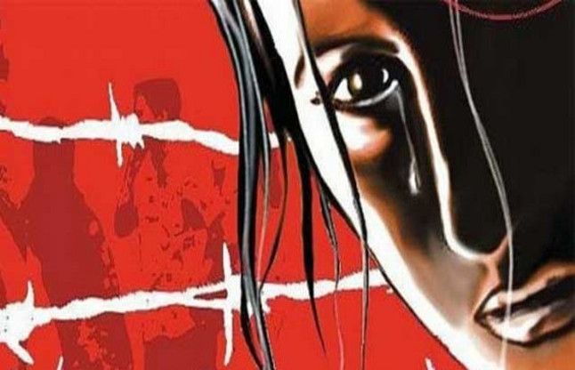 eve teasing आजमगढ़: छेड़खानी पर चलती आटो से कूदी युवती